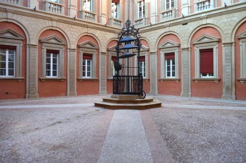 Chiostro del Capitolo (o della Porta), complesso di San Procolo - foto Gianfranco Vivera, 2018