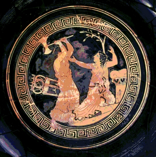 Clitennestra uccide Cassandra con un'ascia bipenne. Kylix attica a figure rosse (particolare), 430 a.C., attribuito al Pittore di Marlay. Tomba 264 Valle Trebba