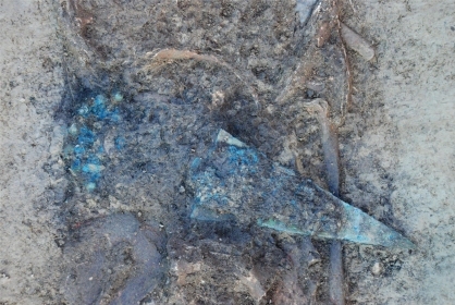 Forl, Necropoli di via Celletta dei Passeri - Particolare del pugnale della tomba 64