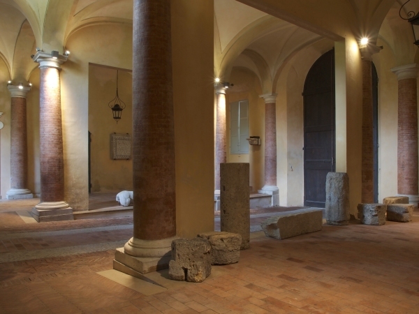 Archeologia a Palazzo Mazzolani (foto Raffaele Tassinari)