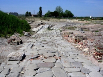 Ravenna, frazione Classe. Strada romana