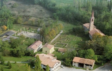 Veduta aerea della citt romana di Veleia